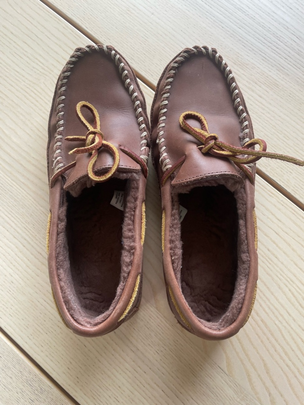 L.L.Bean Wicked Good Moccasin slippers ladies size 9 moccasin slippers leather - Picture 8 of 11